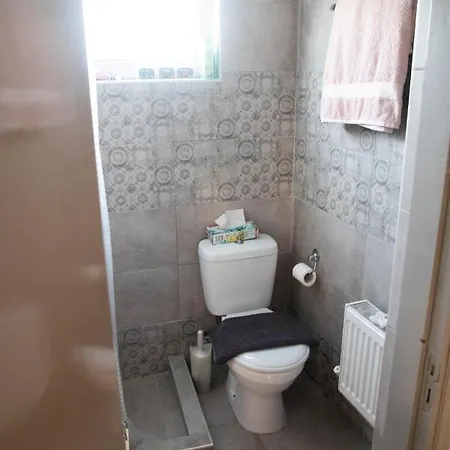 Livadi House *