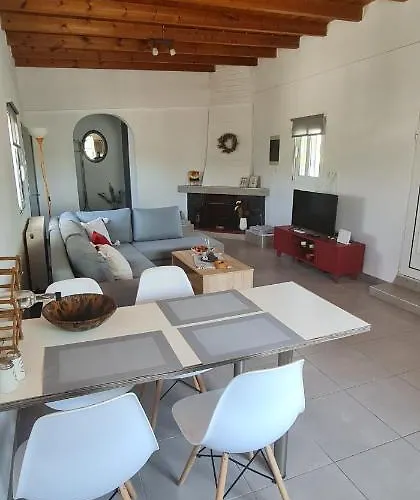 Dom wakacyjny Livadi House