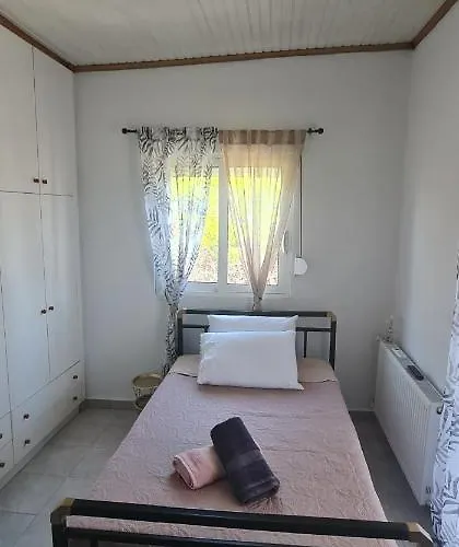 Dom wakacyjny Livadi House Theológos