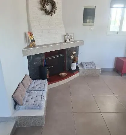 Nyaraló Livadi House Theológosz