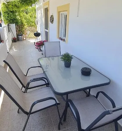 Livadi House Theológos