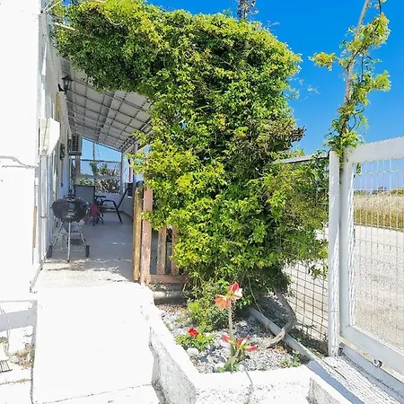 Livadi House Nyaraló *