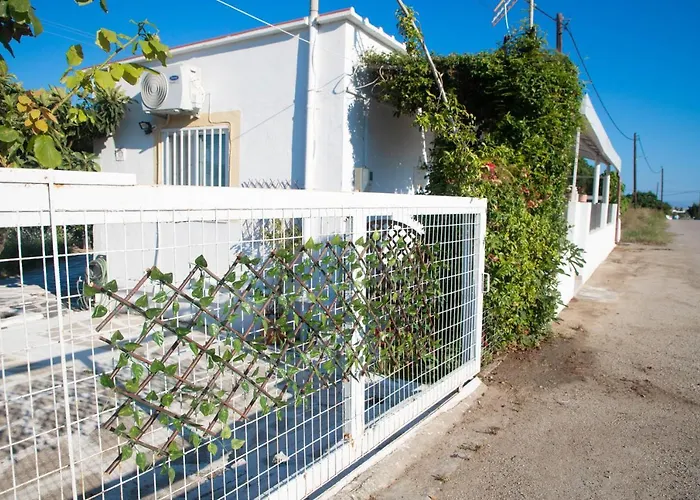 بيت للعطل Livadi House