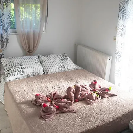 Livadi House * Theológos